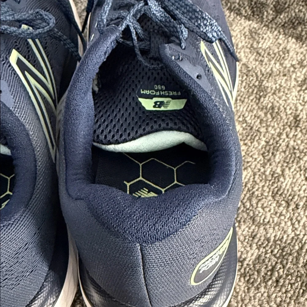 New Balance fresh foam 680 running sneakers - Picture 10 of 11